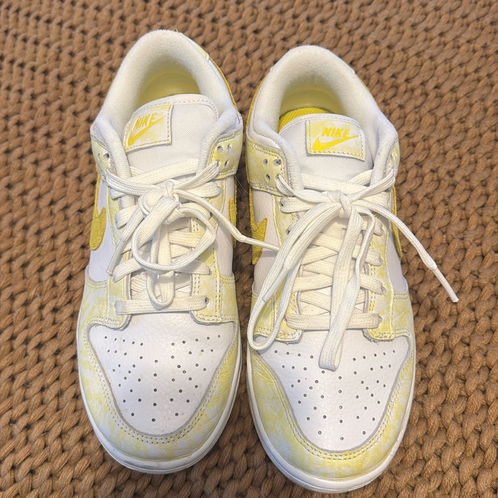 Nike Dunks